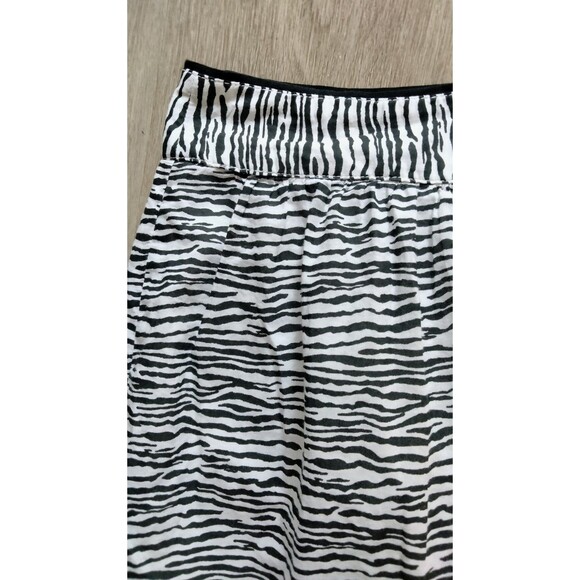 ANN TAYLOR LOFT Skirt size 4, Black/white Zebra - Picture 7 of 7